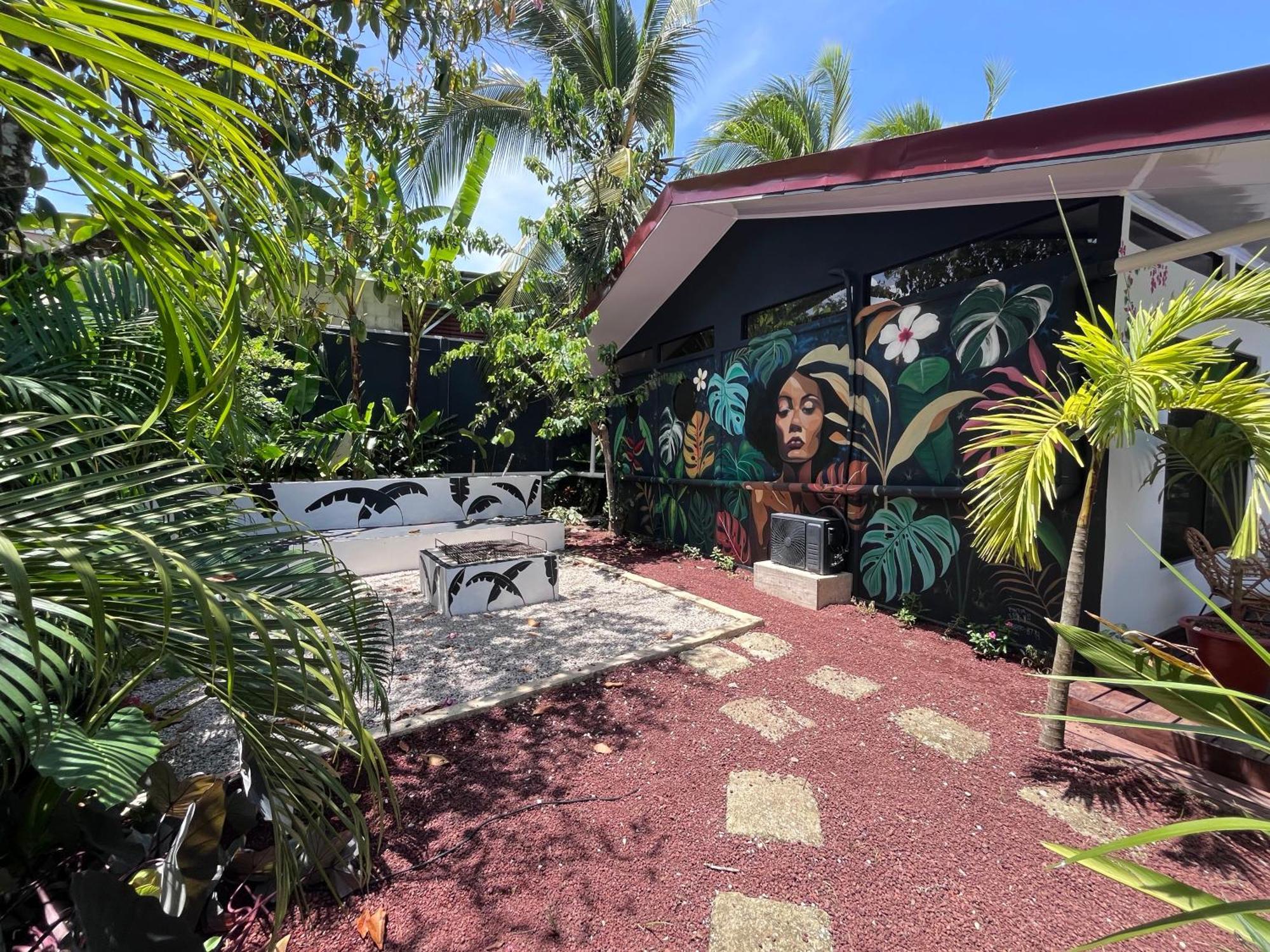 Hotel Mecca Puerto Viejo de Talamanca Zewnętrze zdjęcie